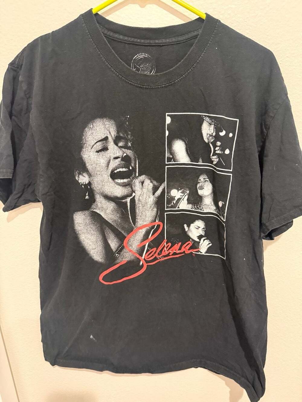 Selena Official Merchandise Black Graphic Concert T-Shirt Size Large